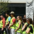 Ispred pravosudnih organa u više gradova odata pošta poginulima u padu nadstrešnice