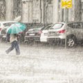 Oblačno, svežije, uz pljuskove i kratkotrajne nepogode