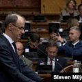 Macut izjavio da 'analizira situaciju i traži rešenja' za društvenu krizu u Srbiji