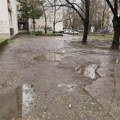 PISMA ČITALACA: Stanovnici naselja 4. Juli u Zrenjaninu ogorčeni – Prva zona grada, a blato do kolena! 4. juli Zrenjanin