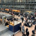 Avio-kompanije neće žuriti sa pojeftinjenjem karata uprkos padu cena goriva