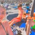 Два брата се утопила у мору, сестра била на обали: Пола сата пре трагедије мами послали ову фотографију