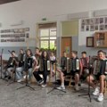 "Bre Gidi Džanum" svira nova generacija: Dragana Kojića Kebu podržali mladi harmonikaši