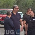 Vučić i Dačić u Deliblatskoj peščari: Posetili područje zahvaćeno požarom (foto, video)