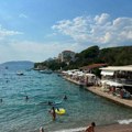 Skrivena plaža na Jadranu koja čuva tajnu staru vekovima! Mirište osvaja turiste čistim morem, a legenda o ovom čudesnom mestu…