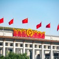 Oštra odluka vlasti u Pekingu: Kina izbacila dvojicu zvaničnika iz partije i vojske zbog kršenja discipline i zakona