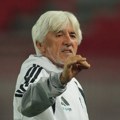 "Где си ме нашао са тим питањем?: Србин на клупи Грчке одушевио кад су му поменули химну