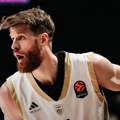 Košta skoro 10 miliona evra, a ne može da pogodi koš: Dubai skupo platio Amerikanca, a brojke su poražavajuće!
