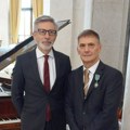 Milanu Raduloviću dodeljen francuski Orden viteza umetnosti i književnosti