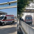 Prvi snimci nakon požara u Lučanima! Kolege i porodice povređenih okupili se ispred bolnice (video)