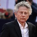 „Molim te, nemoj to da mi radiš, ne želim seks“: Reditelj Roman Polanski ponovo na sudu zbog optužbi za silovanje…