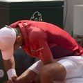 Novak Djoković ide na operaciju kolena, propušta Vimbldon - Šok vest iz Pariza!