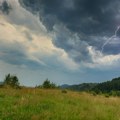 Koje kućne aparate obavezno treba isključiti tokom grmljavine?