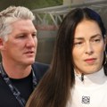 Bastijan uhvaćen da se ljubi sa novom devojkom: Evo šta Ana Ivanović radi dok je Švajnštajger u Grčkoj sa zgodnom plavušom…