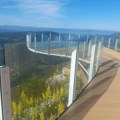 Puca nestvaran pogled: Željno se iščekuje otvaranje vidikovca na Kablaru (foto)