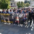 "Trolejbusi nisu problem, oni su heroji grada": Protest radnika GSP-a, strahuje se od gašenja preduzeća FOTO, VIDEO