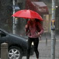 Još danas 30 stepeni, a onda preokreti! Rhmz objavio prognozu za naredne dane, evo kada stižu kiša i zahlađenje