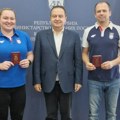 Dačić uručio diplomatske pasoše reprezentativcima Mikecu i Arunovićevoj