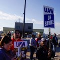 Štrajk radnika u auto-industriji, blokirane tri fabrike u Detroitu