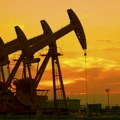 Zemlje OPEK-plus smanjuju proizvodnju nafte, cena barela može dostići 100 dolara