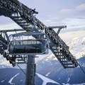 Pala gondola sa 7 metara na poznatom skijalištu! Cela porodica bila unutra - svi povređeni, spasavali ih helikopterom