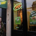 Ukrajina dodala američki lanac brze hrane Sabvej na listu „sponzora rata”