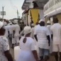 Sveštenik (63) oženio devojčicu Kruži snimak svadbene ceremonije iz Gane