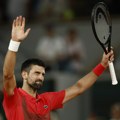 FOTO Kratka poruka Đokovića posle pobede nad Mišolićem, morao je da spomene fudbal