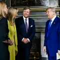 VIDEO Širi se snimak susreta holandske kraljice i Trampa: Da li je ismevala predsednika Amerike pred kamerama?
