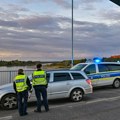 Drogirani tinejdžer (18) se zakucao u drvo i poginuo: Stravična nesreća u Nemačkoj, drugi mladić životno ugrožen