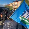 Jake policijske snage u Veterniku: Žandarmerija kordonom razdvojila dva skupa