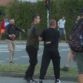 Pristalice SNS-a potukle se u protestnoj koloni u Veterniku