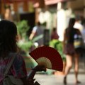 Neke kompanije zbog vrućina gube milijarde, drugima su prihodi eksplodirali