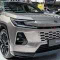 Тоиота бележи пад производње и продаје