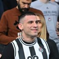 "Neće te interventna spasiti, sigurno ću te naći": Džoker Ilić pokazao isečene gume na automobilu