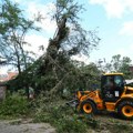 Novi Sad: Kiša i grad pre najavljene oluje