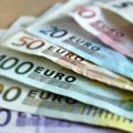 U Hrvatskoj prosečna neto plata u julu 1.141 evro