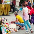 Igračke i slatkiši za Danku: Građani Bora vidno potreseni FOTO