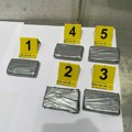 Policijska akcija na Zvezdari: Uhapšena dvojica, zaplenjeno skoro kilogram heroina