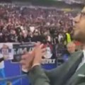 Veliki incident u Tirani: Spaljena srpska zastava! Novinar sa tzv. Kosova kog Srbi mrze objavio snimak