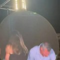 Više nema dileme: Procurio novi snimak direktora preljubnika i njegove ljubavnice s koncerta "Ovo će ga koštati 35 miliona…