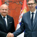Austrijski kancelar Kristijan Štoker u poseti Beogradu, mediji demantuju navode o pritiscima