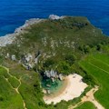 Čudo prirode: Najmanja plaža na svetu koja nestaje i pojavljuje se sa plimom