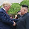 Tramp: Severna Koreja može da ima nuklearno oružje, jer Kim Džong Un je moj prijatelj