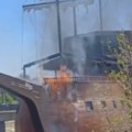 Snimak požara u Skoplju Iz galije kulja crni dim (video)
