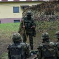 Glišović obišao Centar za obuku kopnene vojske u Požarevcu