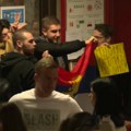 Tepić o blokadi u Novom Sadu: Neki novi smeđekošuljaši, Šturmabtajlung