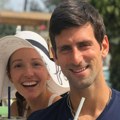 Novak Jeleni čestitao rođendan na jedinstven način: Strasno je grli i ljubi, nikad ga ovakvog nismo videli