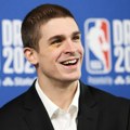 "Voleo bih da ostanem u Americi" Đurišić pričao o druženju sa Bogdanom i radu sa jednim od najboljih NBA šutera - Na…