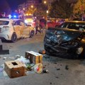Sudar tri automobila u Novom Sadu – dva završila ispred lokala brze hrane, a treći prekoputa
